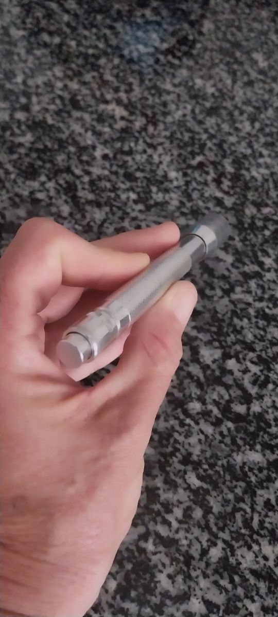 Linterna plateada 12