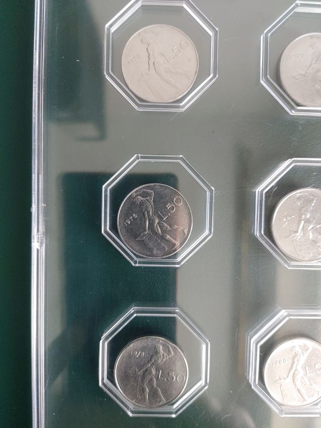 15 monete 50 Lire Italia diverse misure