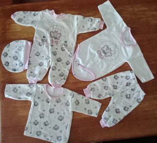 Lote Ropa bebé recién nacido 0-3 meses - buzo