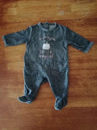 Lote Ropa bebé recién nacido 0-3 meses - buzo