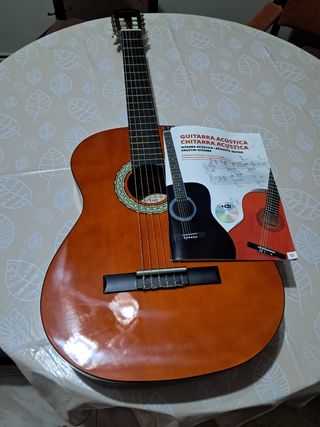 Guitarra acústica + libro