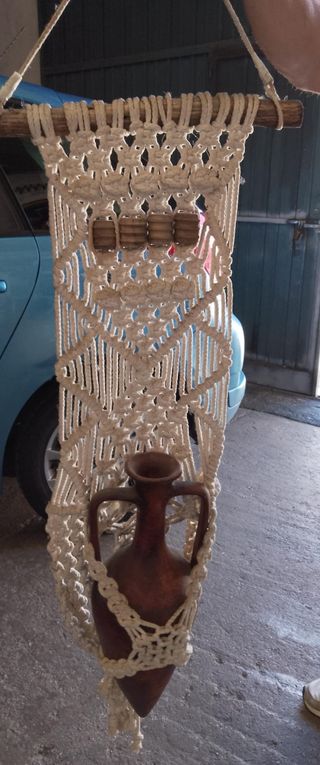 Macramé con jarrón - hecho a mano