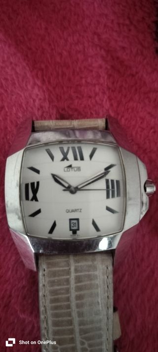 Reloj Lotus cuarzo beige plata