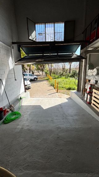 Nave industrial 635m² Brenes