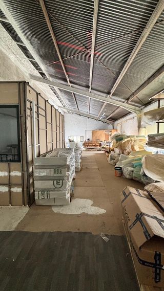 Nave industrial 635m² Brenes