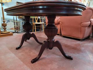 MESA DE COMEDOR EXTENSIBLE