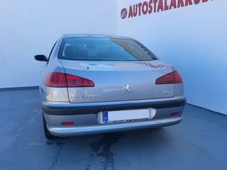 Peugeot 607 (2002)