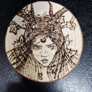 Pirograbado madera Artemisa/ Diana