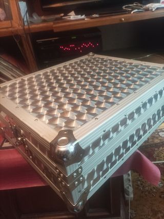 Numark TT102 Tocadiscos portátil