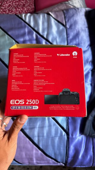 Canon EOS 250D kit - Cámara réflex