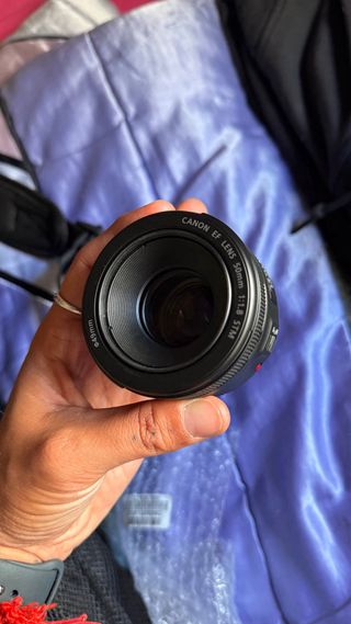 Canon EOS 250D kit - Cámara réflex