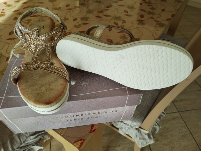 Sandali Jomia beige e oro