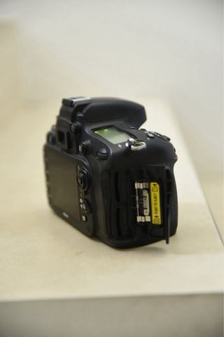 Nikon D610 Cámara Réflex Digital solo cuerpo