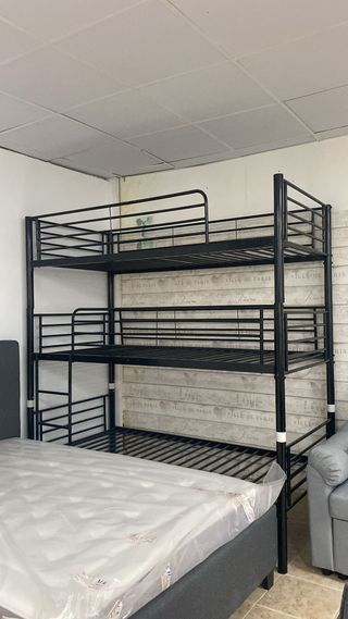 Litera triple metálica negra