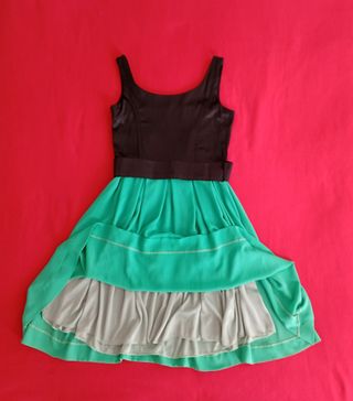 Vestido negro y verde agua