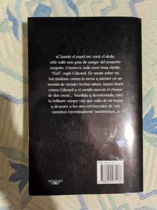 Luna nueva (Saga Crepúsculo 2)