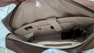 Maletín bolso Guess marrón nuevo