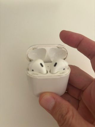 Airpods 2 generación - Batería baja