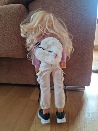 Muñeca Nancy + Patinete