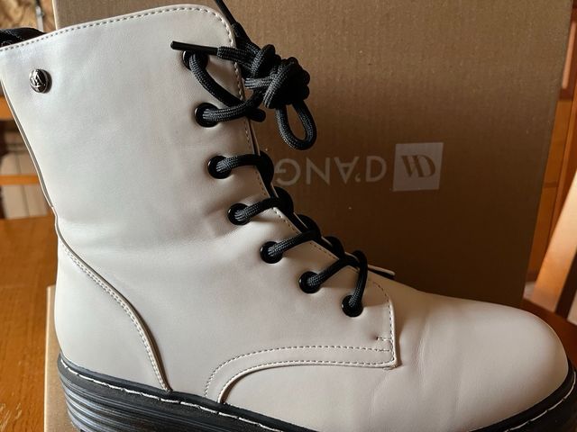 Botines D'Angela blancos