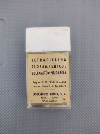 Envases farmacia antiguos