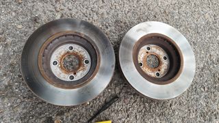 Repuestos Toyota Corolla 2004