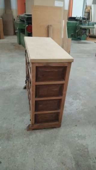 Mobili antichi in legno