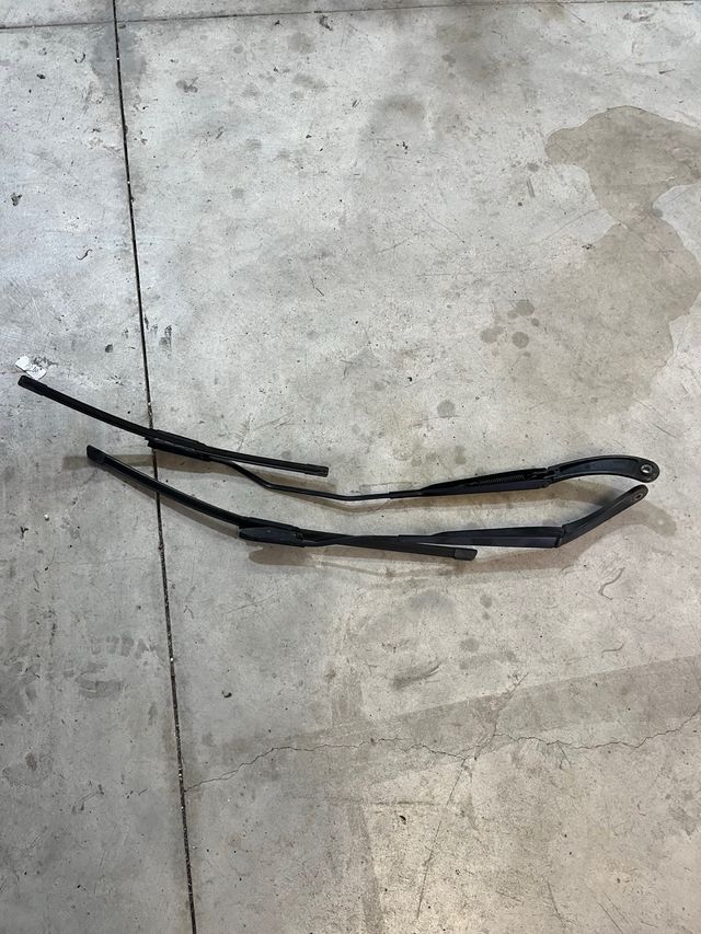 Brazos limpiaparabrisas Renault Megane 2