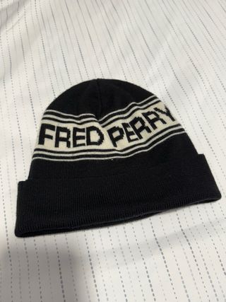 Gorro Fred Perry - Beanie Negro y Blanco