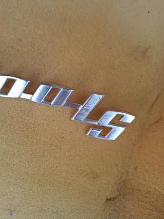 VOLKSWAGEN 1300 LS ESCARABAJO anagrama