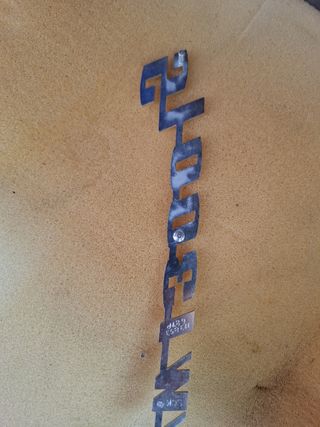 VOLKSWAGEN 1300 LS ESCARABAJO anagrama