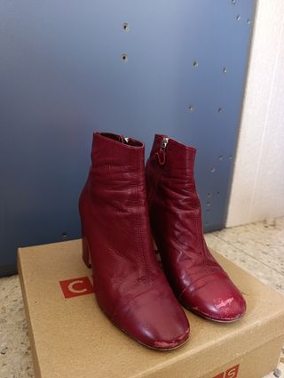 Botines Rojos