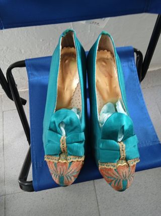 Zapatos tacón turquesa talla 36