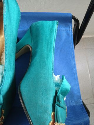Zapatos tacón turquesa talla 36