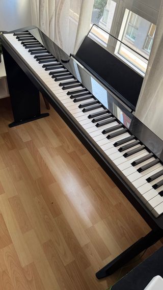 Piano digital Casio Privia PX-S1100 mueble madera