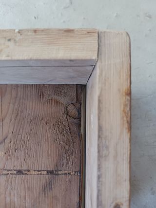 Panca di legno marrone