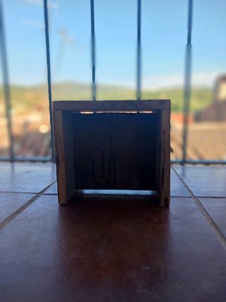 Panca di legno marrone