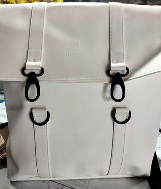 Mochila Rains blanca