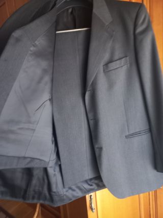 Traje gris Giorgio Visconti