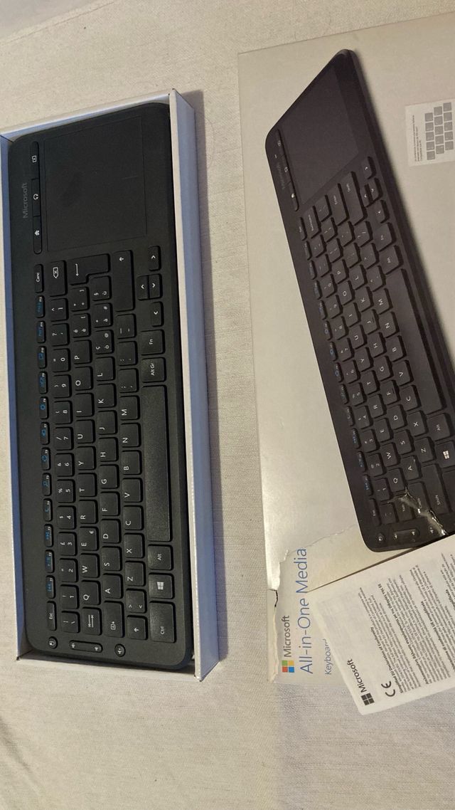 Tastiera Microsoft All-in-One Media