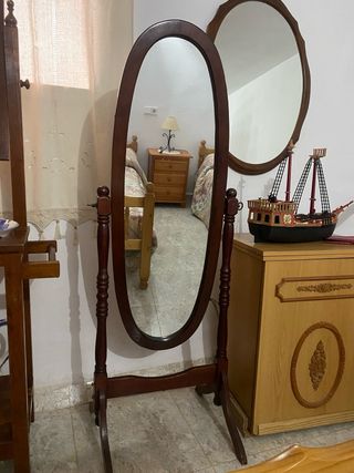 Espejo ovalado madera marrón