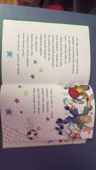 Sorgindutako futbol partidua (Kika Supersorgina...