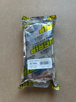 Ruedas delanteras 1/8 pista
