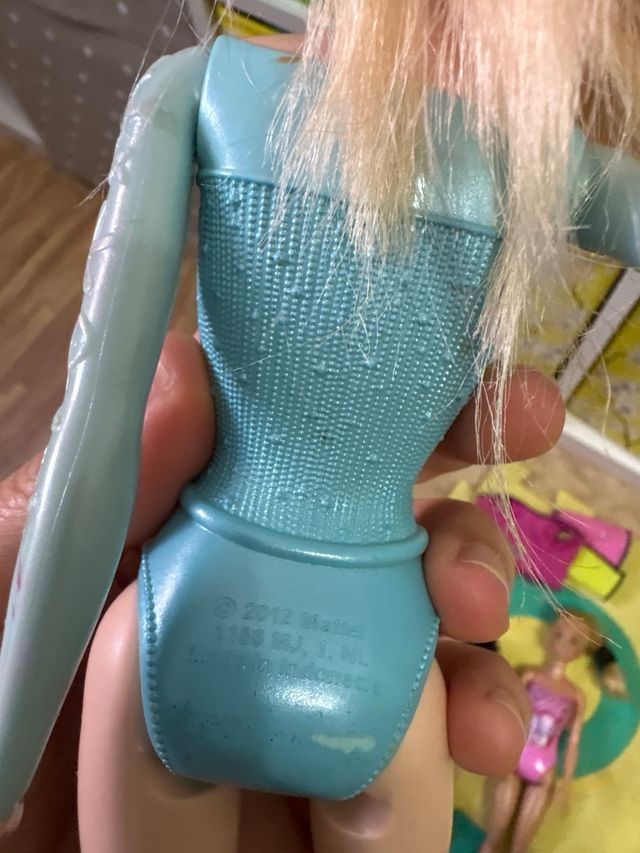 3 Muñecas: Barbie, Pocahontas, Elsa