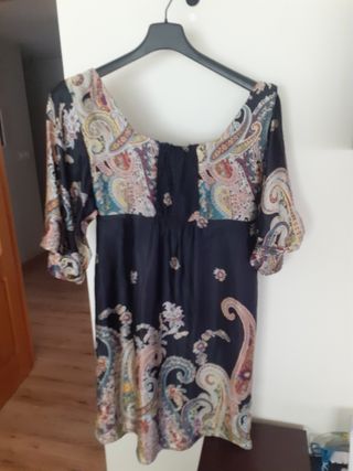 Vestido de seda natural