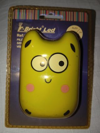 Luz nocturna LED infantil