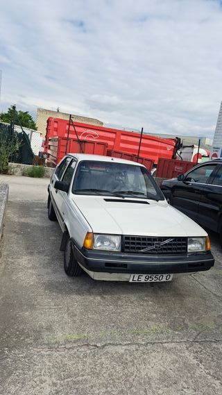 Volvo  340DL 1988