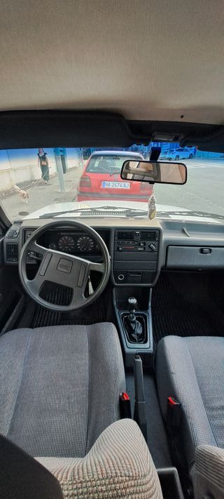 Volvo  340DL 1988