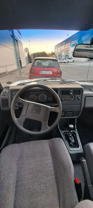 Volvo  340DL 1988