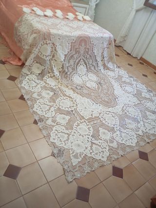 Manteleria Encaje Burano la llamada de suerte